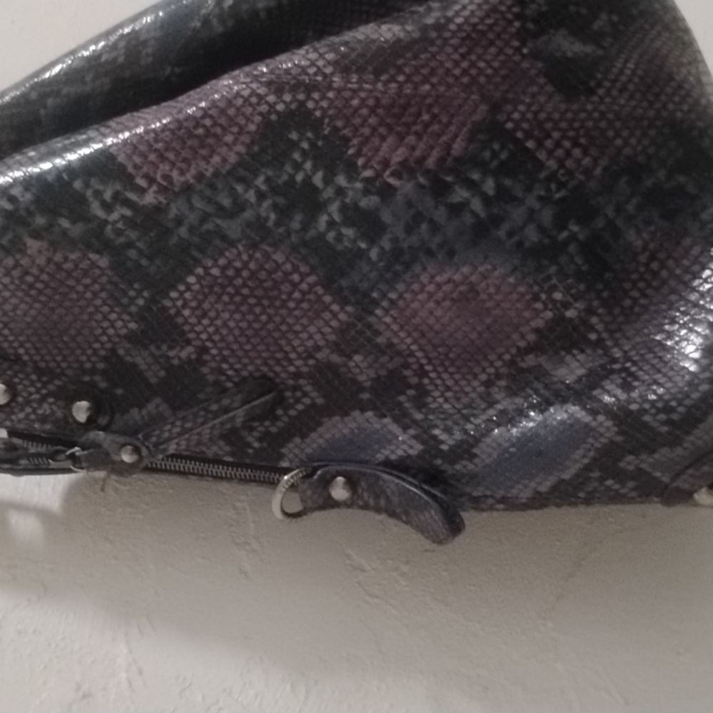 Stuart Weitzman Huge Python Snakeskin Purple Shou… - image 4